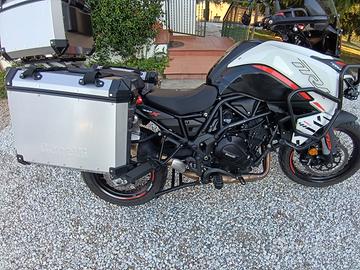 BENELLI TRK 702 X