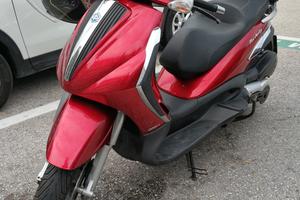 PIAGGIO BEVERLY 400 TOURER