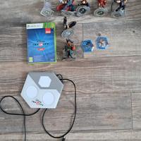 Disney Infinity 2.0 gioco usato + personaggi