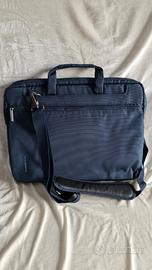 Scelta di due porta notebook