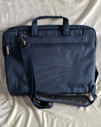Scelta di due porta notebook