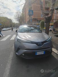 Toyota c-hr 1.8 lounge Hybrid 