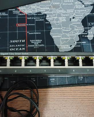 TP-Link TL-SG108E switch 8 porte gigabit managed