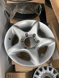 4 CERCHI IN LEGA MITSUBISHI PAJERO DA 15