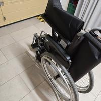Sedia a rotelle misura più larga