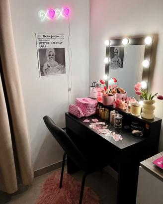 Specchiera trucco con led