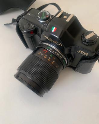 Fotocamera analogica Yashica