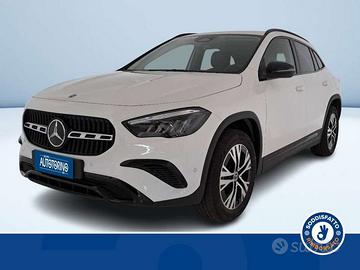 Mercedes-Benz GLA 180 d Automatic Advanced Pr...