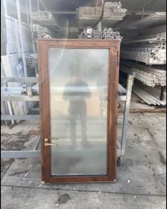 Finestra in legno con vetro camera 135x74