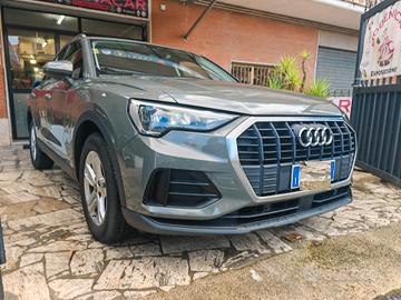 Audi Q3 35 TDI S tronic Business Advanced