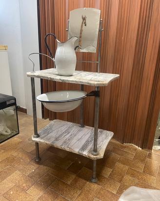 Toilette antica in marmo