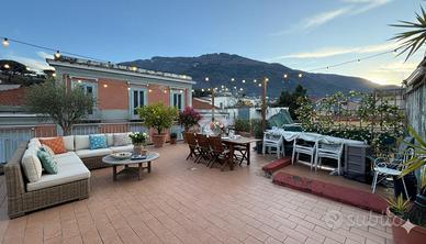 3 LOCALI A CASTELLAMMARE DI STABIA