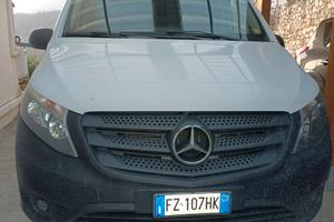Mercedes Vito 116 4x4 automatico
