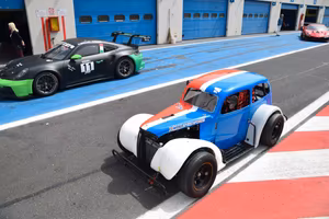 Legend Cars