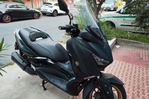 X- MAX den 2022