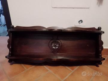 Piccolo etagere in noce