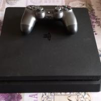 PlayStation 4 slim 