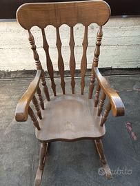 Sedia dondolo vintage