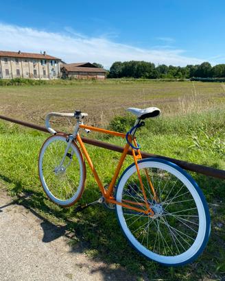 Bici scatto fisso