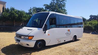 IVECO 65C15 Minibus – 23 Posti – Pronto all'Uso