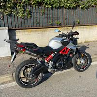 Aprilia shiver 900
