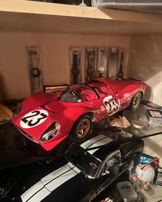 Ferrari 330 P4 scala 1.8