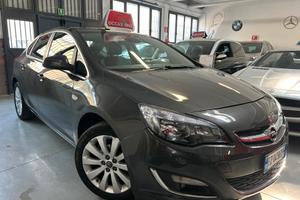 Opel Astra 1.4 Turbo 140CV 4 porte GPL Tech Cosmo