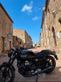 Moto Guzzi V7 IV 2021
