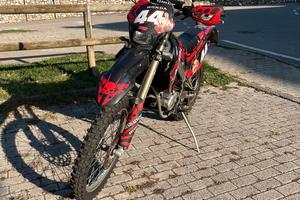 HM CRE F125