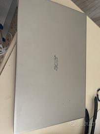 Laptop Acer Swift X