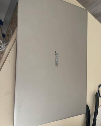 Laptop Acer Swift X