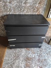 2 MOBILI IKEA MALM  45€ € L UNO  MAI USATI
