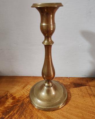Candelabro vintage singolo in ottone