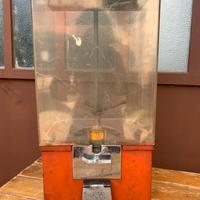 Distributore caramelle noccioline 100 lire anni 70