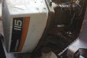 Motore fuoribordo johnson da 115 cv