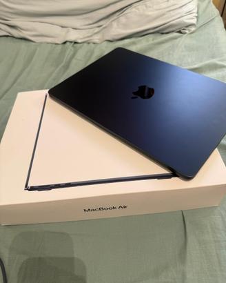 MacBook M3