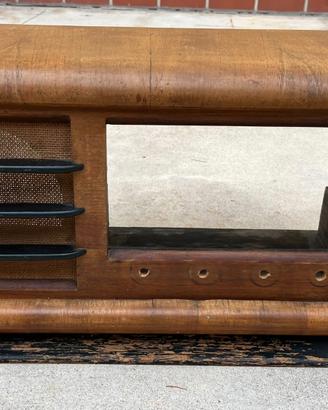 Mobile in legno vintage per radio d'epoca