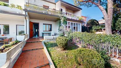 Numana -Villetta a schiera vista MARE