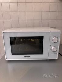 Forno Microonde + Grill Panasonic