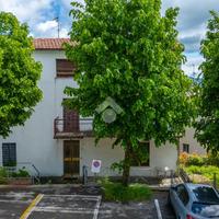 CASA SEMINDIPENDENTE A BORE