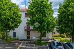 CASA SEMINDIPENDENTE A BORE