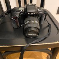 Nikon F‐601 + obiettivo AF Nikkor 28–70mm