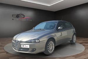 Alfa Romeo 147 - 5 Porte 5p 1.9 jtd Murphy&Nye 120