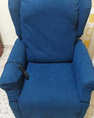 Poltrona a movimentazione elettrica “Onda”