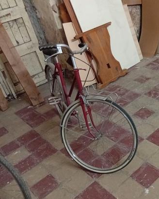 Bicicletta Legnano rossa vintage