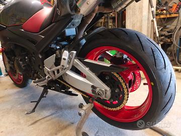 Suzuki gsr 600