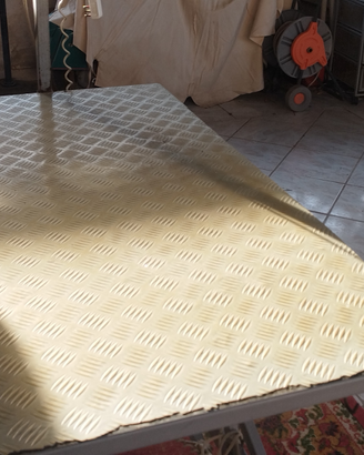 Banco da toelettatura o veterinari