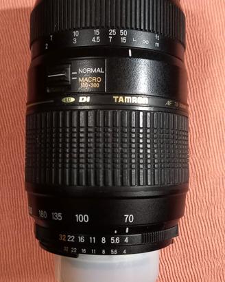 obiettivo Tamron 70-300mm  f 4/5,6 macro