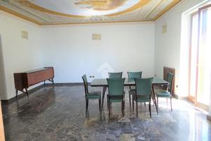 4 LOCALI A CASTROVILLARI