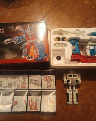 Transformer Ultra Magnus G1
